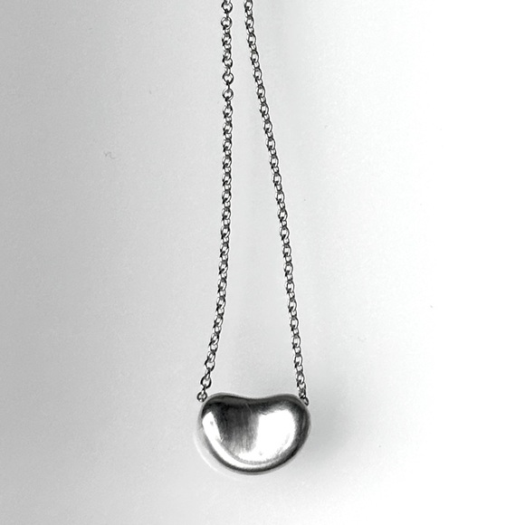 ❌SOLD❌ 💎TIFFANY & Co. Sterling Silver Elsa Peretti Bean Pendant Necklace - Picture 8 of 14